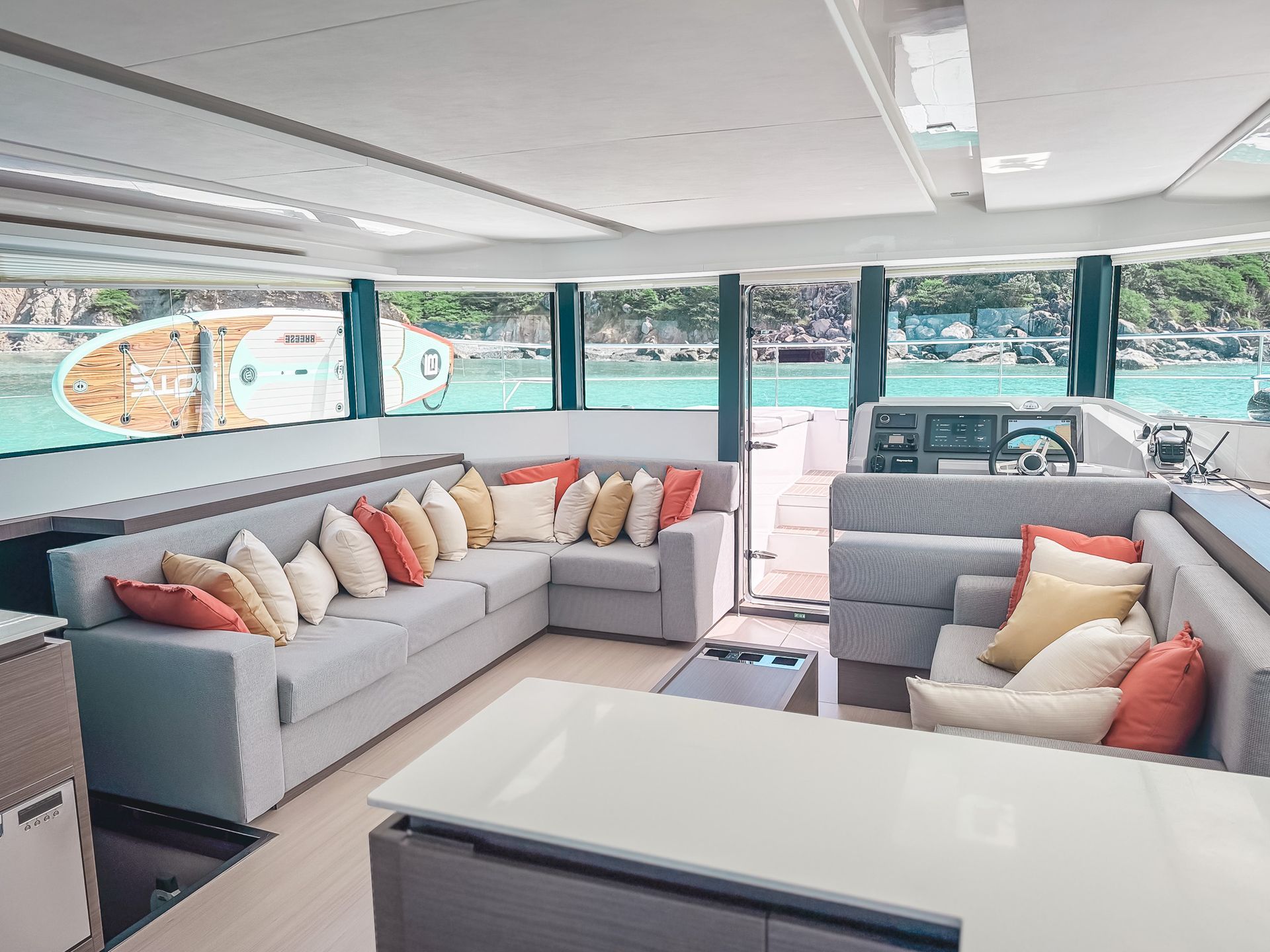 Leopard 53ft by Arawak Charters interior view (inside main cabin).