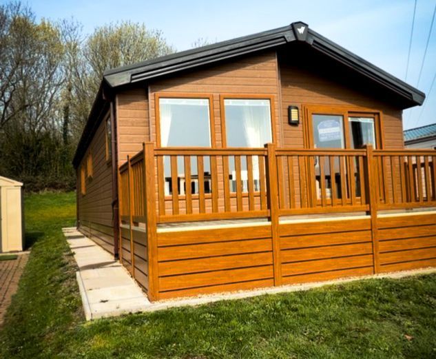 A Portland Lodge available for sale at Lakeside Country Park