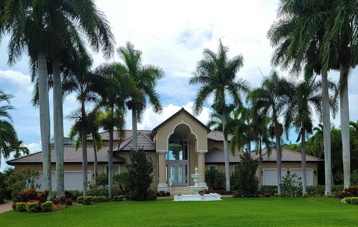 landscaping design maintenance Sarasota
