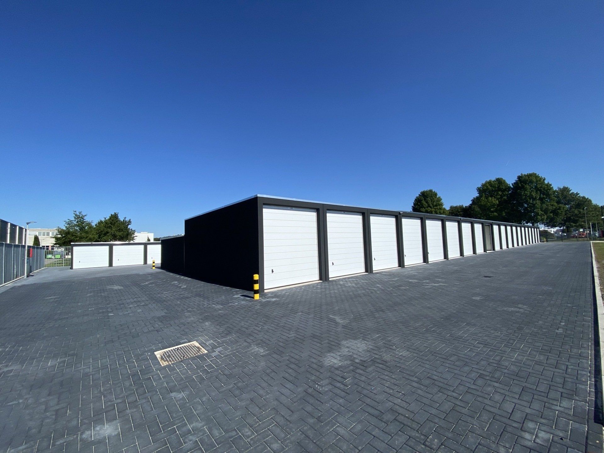 XXL garageboxen bij Garagebox Hoogeveen