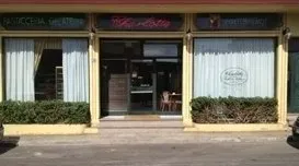 esterni della pasticceria