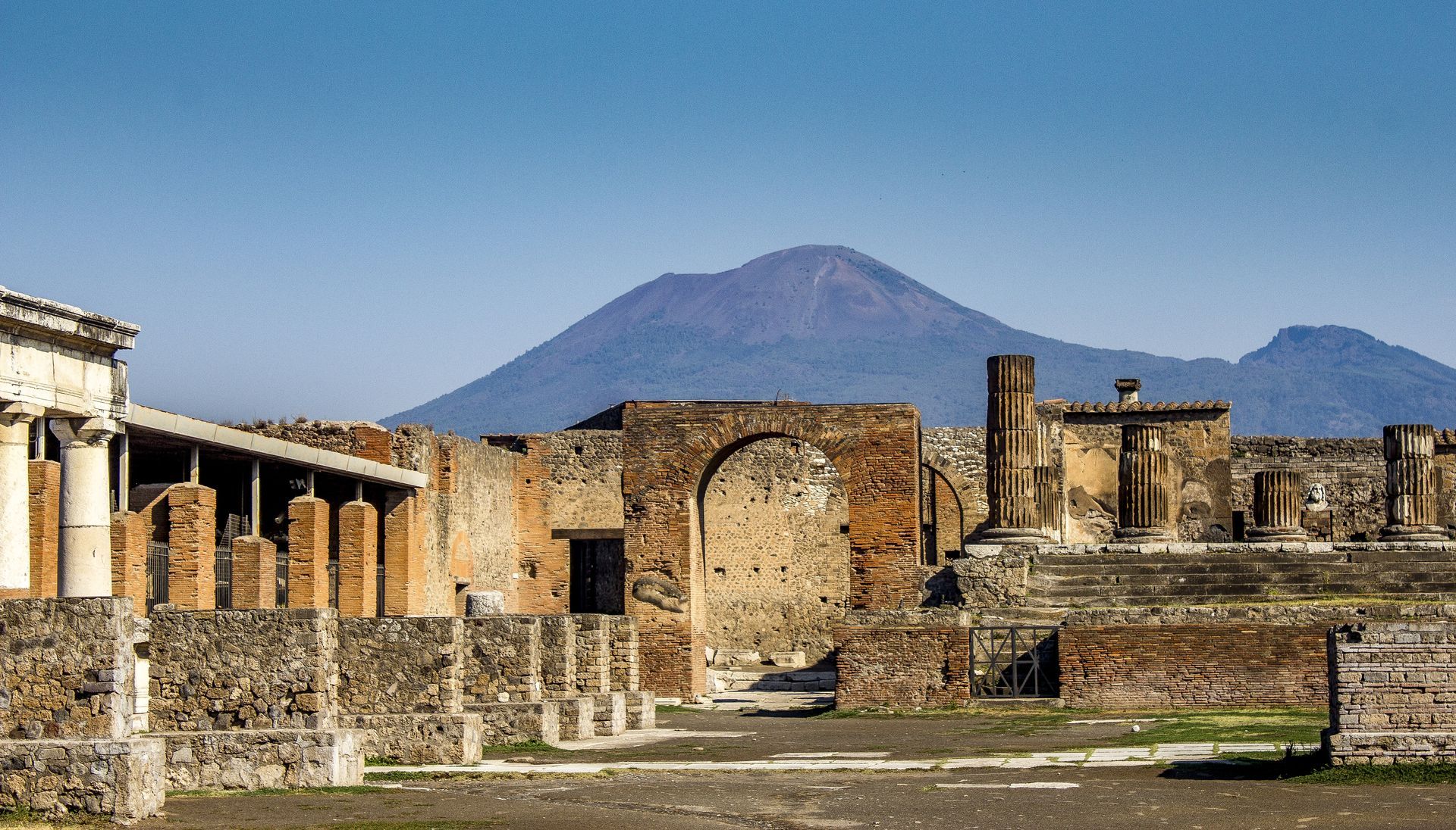 Pompeii and Naples Day Trip from Rome | Semi-Private Tour