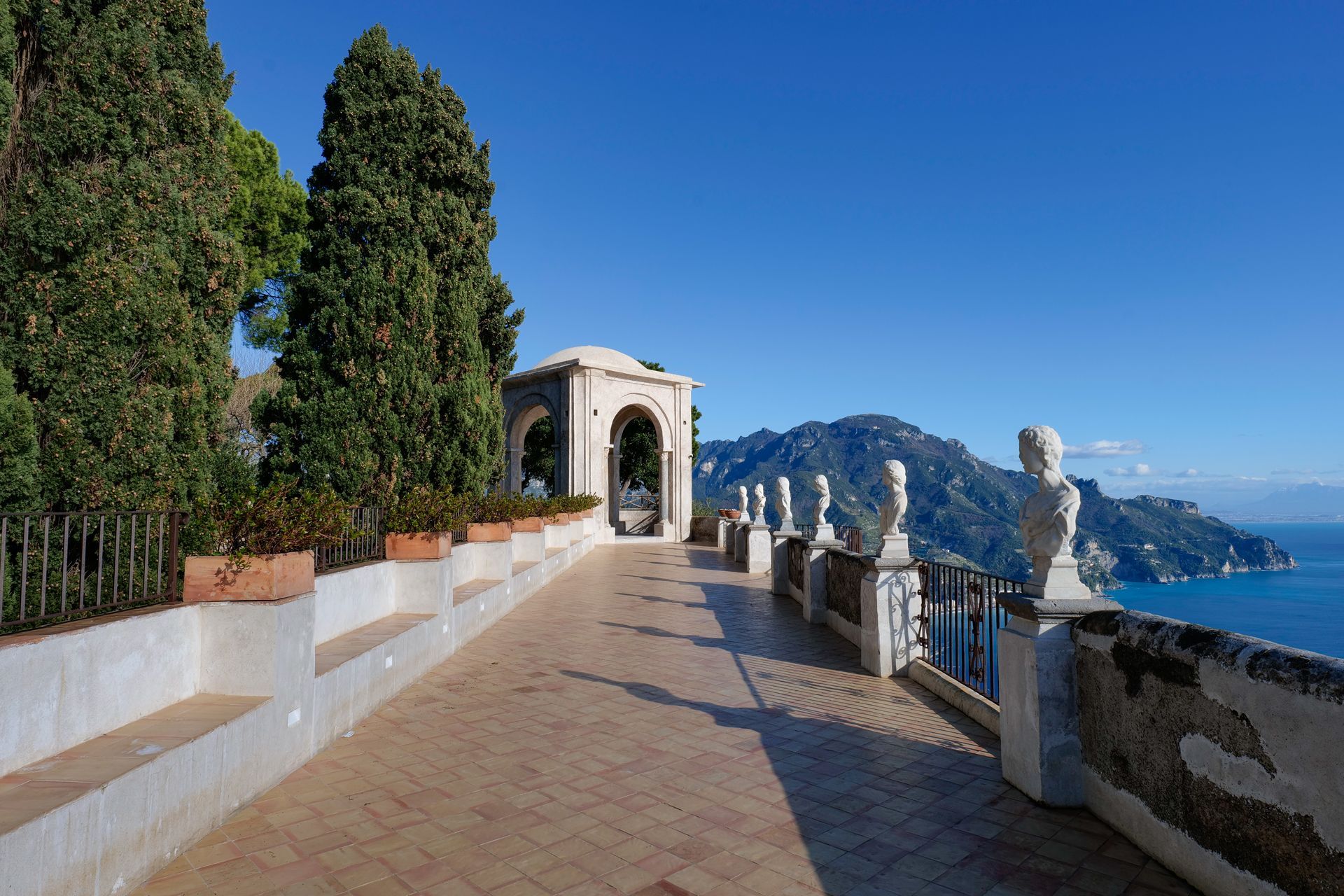Private Amalfi Coast Driving Tour | Sorrento Positano Ravello