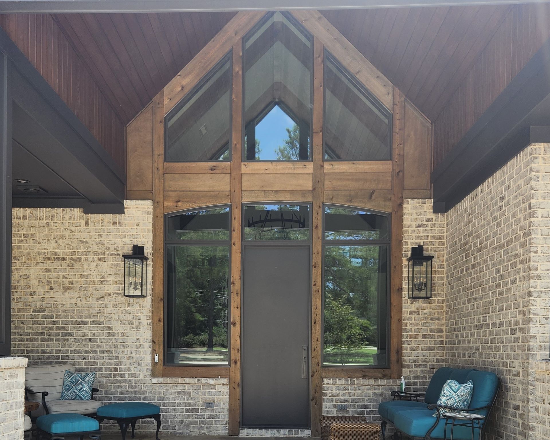home tinting in Auburn - Before SPF Dim Crystal Tint. Heat and bright glare were preventing an open view. While blinds did their best to block a small portion. Auburn, AL