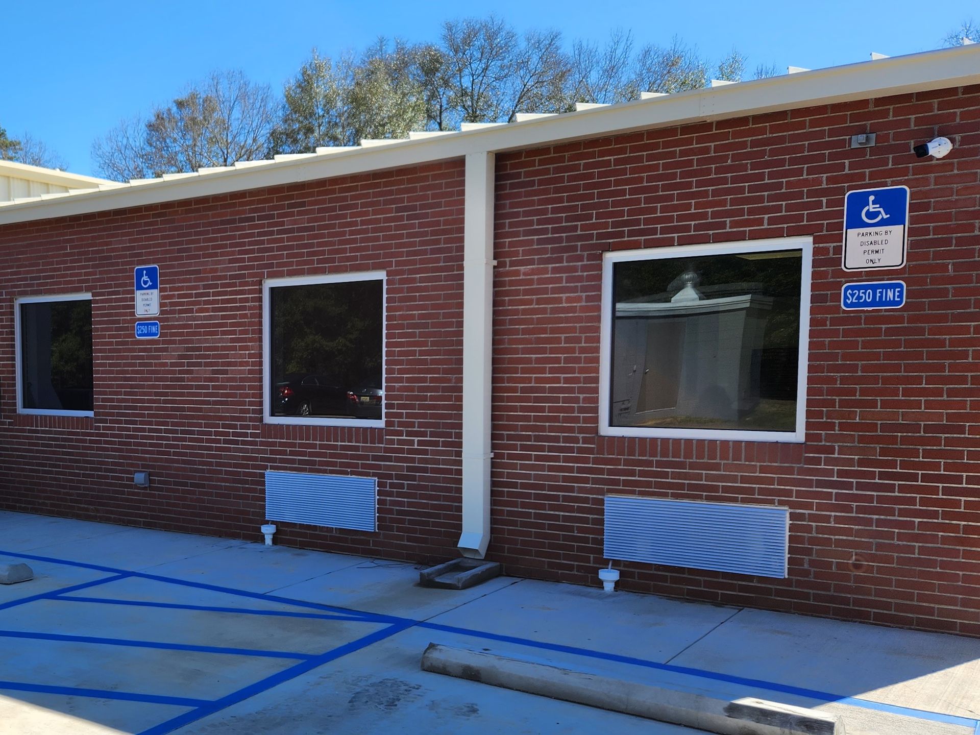 window tinting - Privacy Heat Rejection and blinding Sun glare reduction were added by SPF Tint in Ozark AL