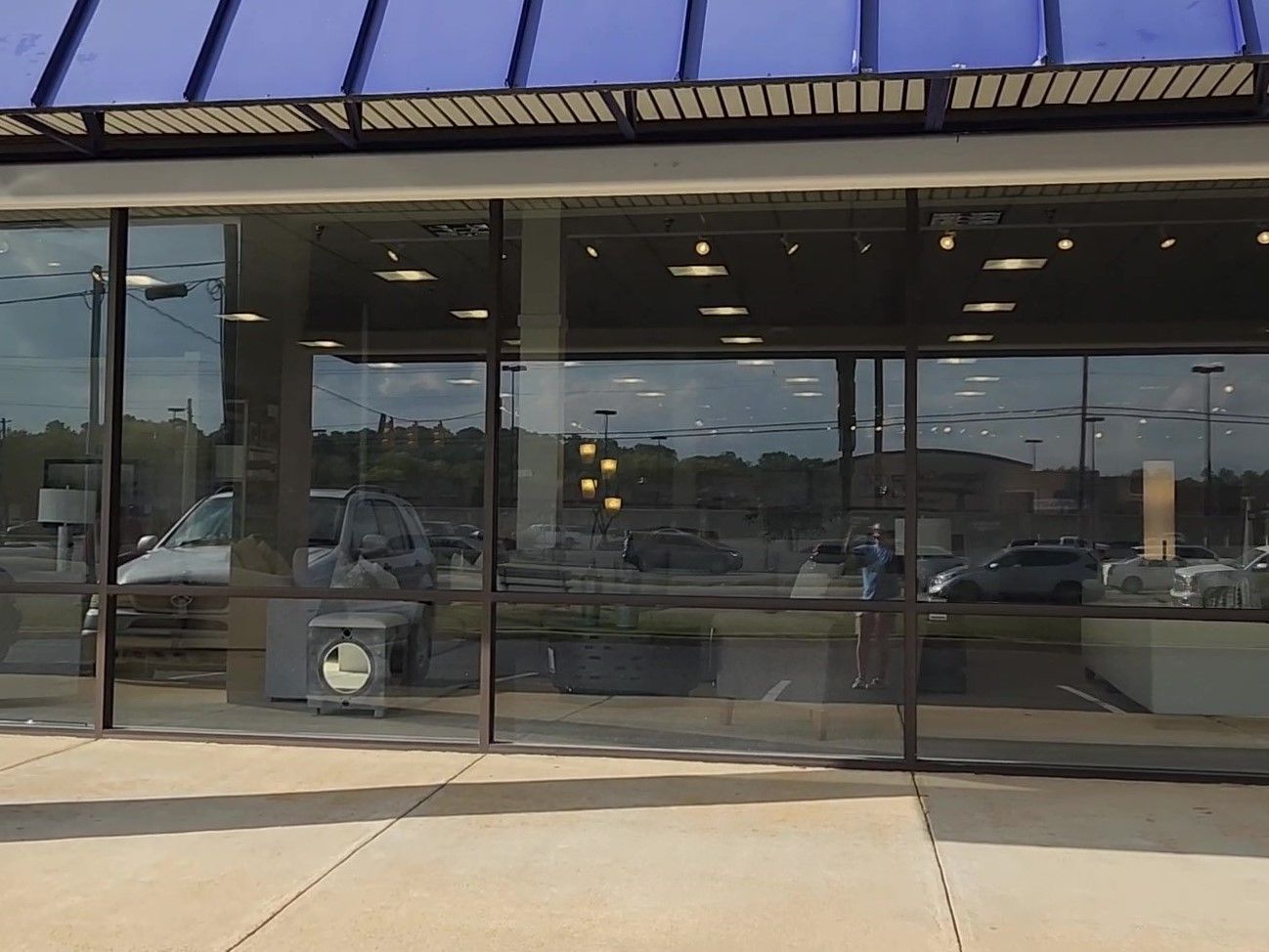 storefront window tinting - SPF Crystal Clear Tint stops heat & UV-Sun fading at Haverty's Furniture showroom in Montgomery AL.
