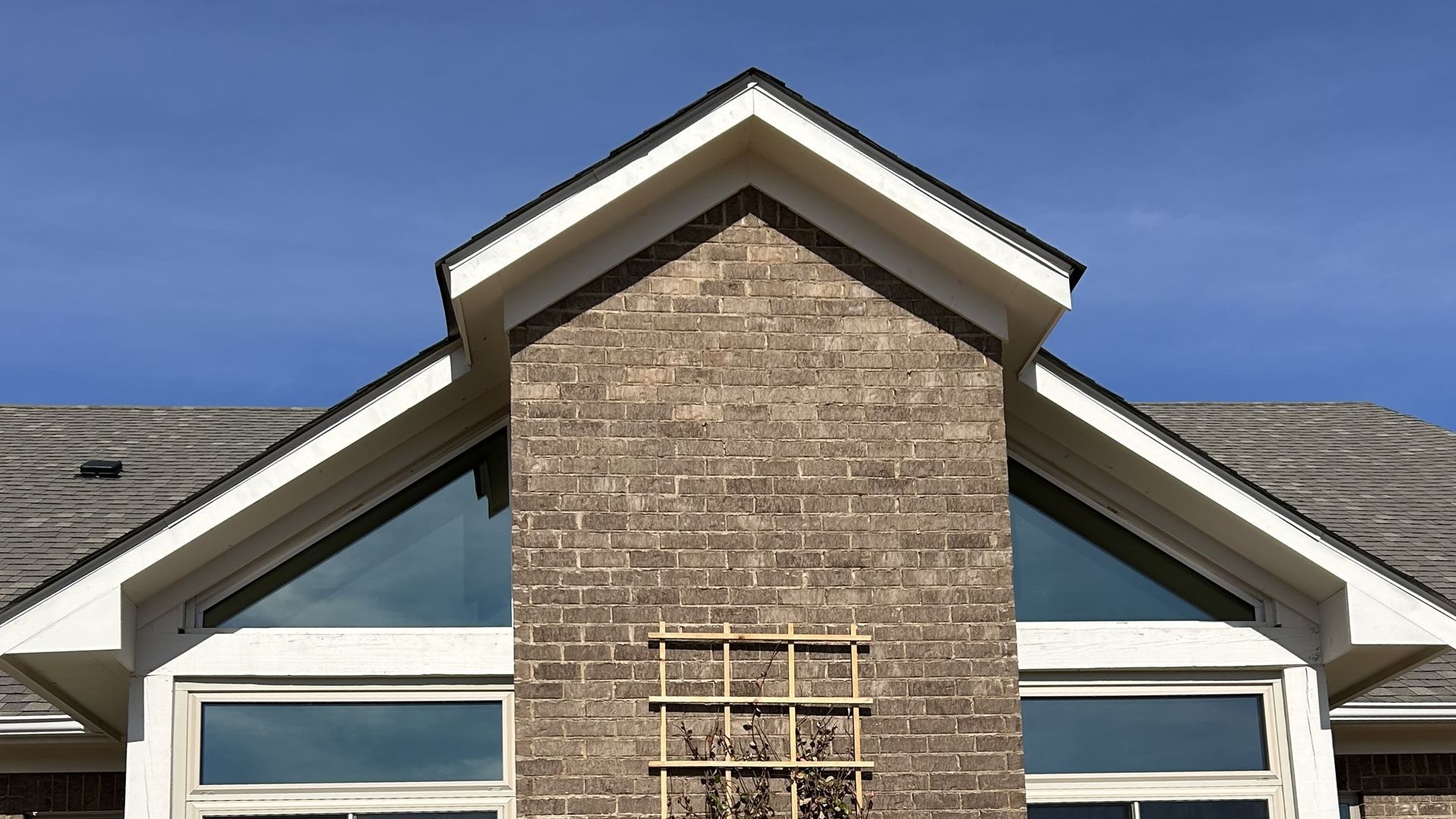 Home windows efficiently upgraded saving hundreds after SPF Supreme View residential tint adds visual clarity, energy efficiency, & UV-Harm Safety. Opelika, AL