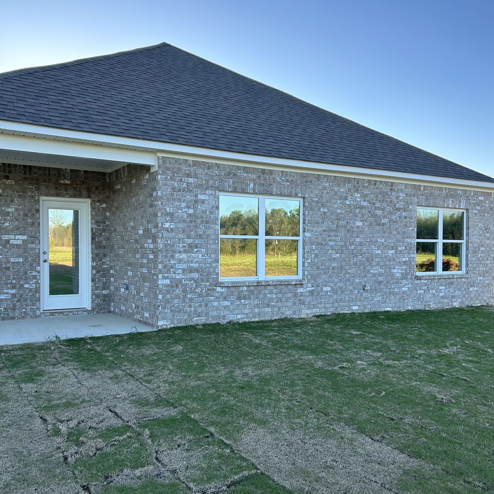 efficient home windows - SPF Ultra tint cut bright UV Sunlight adding industry-leading heat rejecting properties to home windows in Montgomery AL