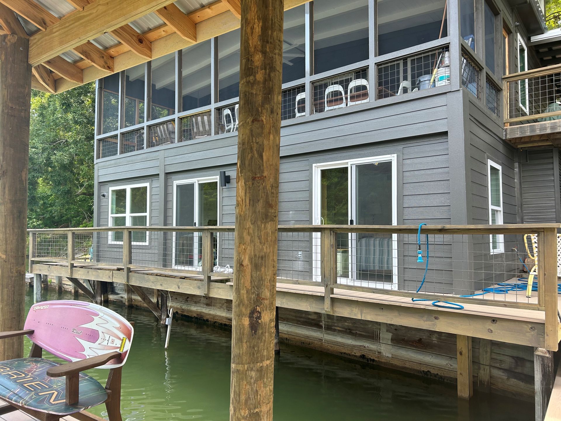window tinting at Lake Martin in AL - SPF Dimmed Crystal Tint blocks heat plus UV Sun glare from entering Lake Martin home windows. Eclectic, AL