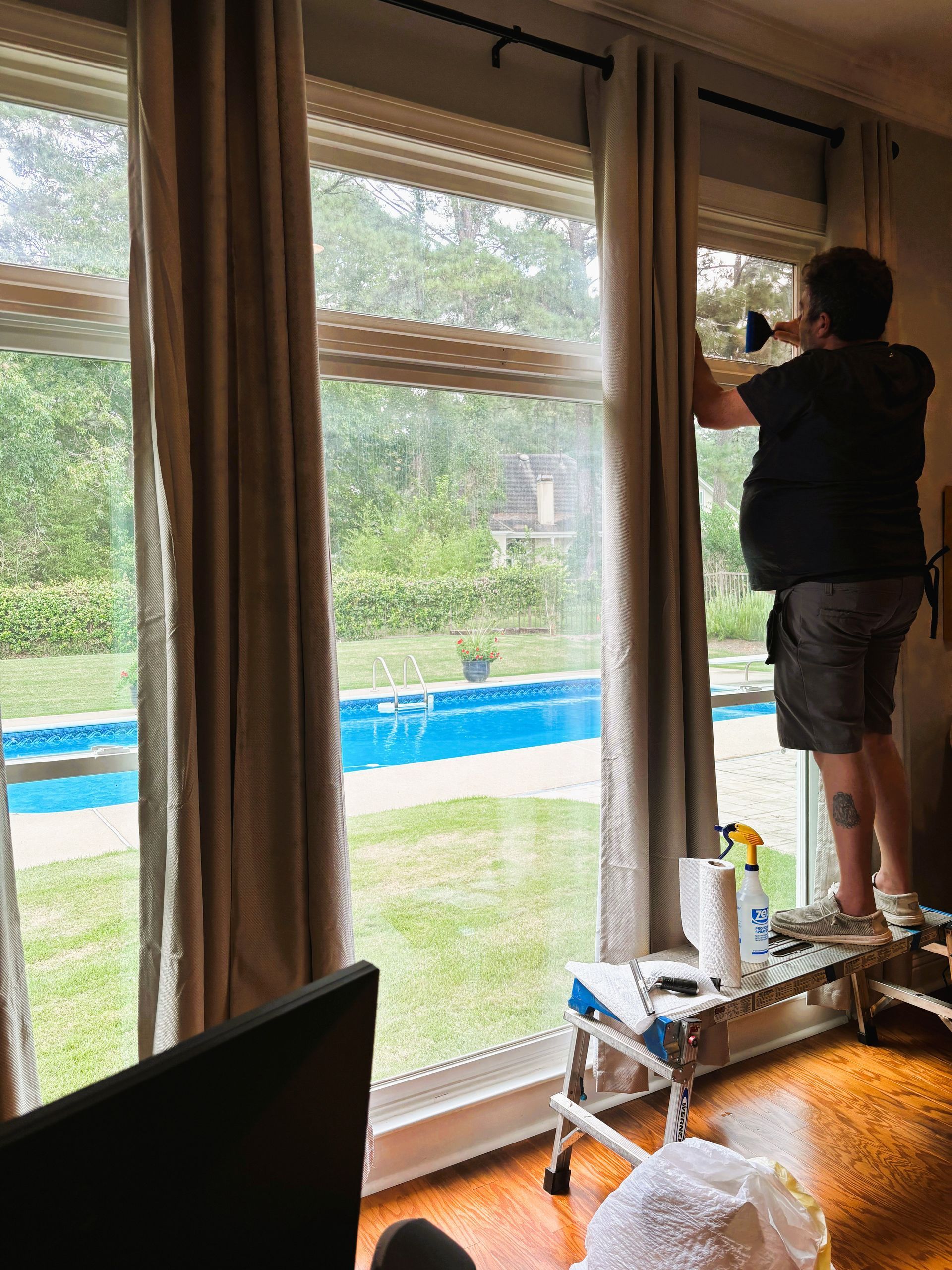 energy efficient window treatment - SPF Platinum tint upgrades home windows stopping UV heat gain in Montgomery AL
