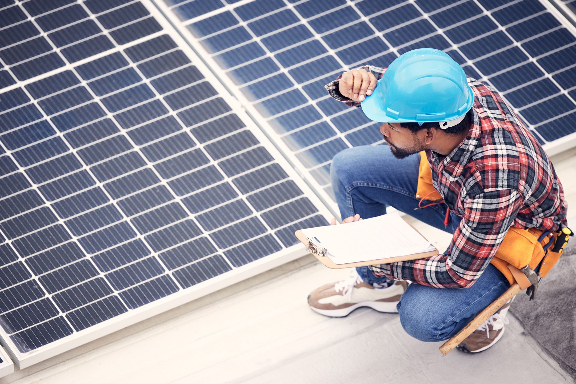 What Happens During a Solar Panel Inspection – 2026 Guide