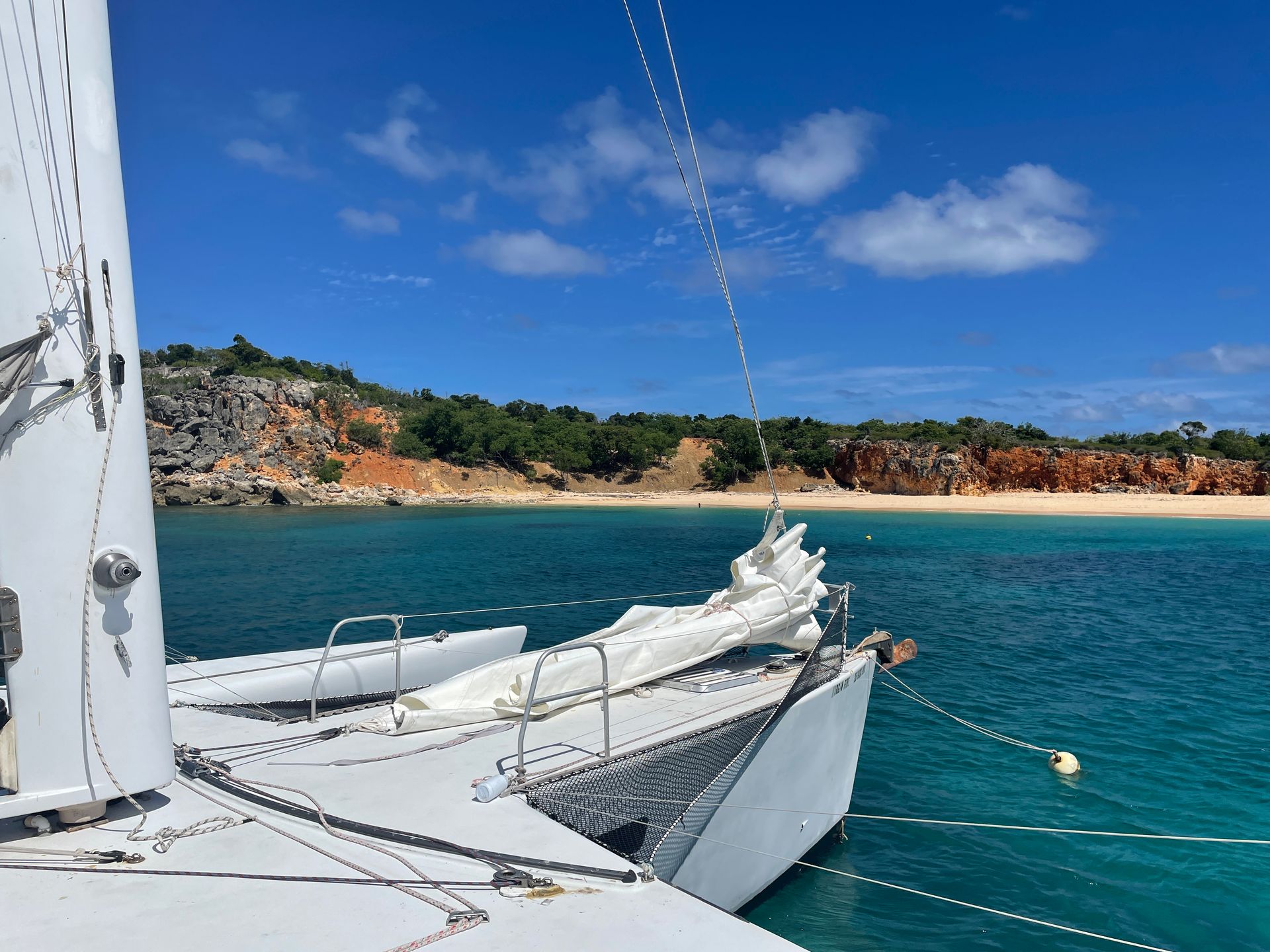 No1Sxm Sailing anchorage at Tintamarre