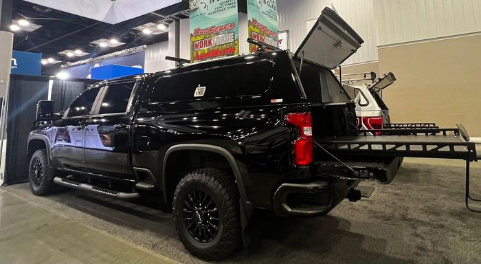 Truck cap camper shell in Indianapolis
