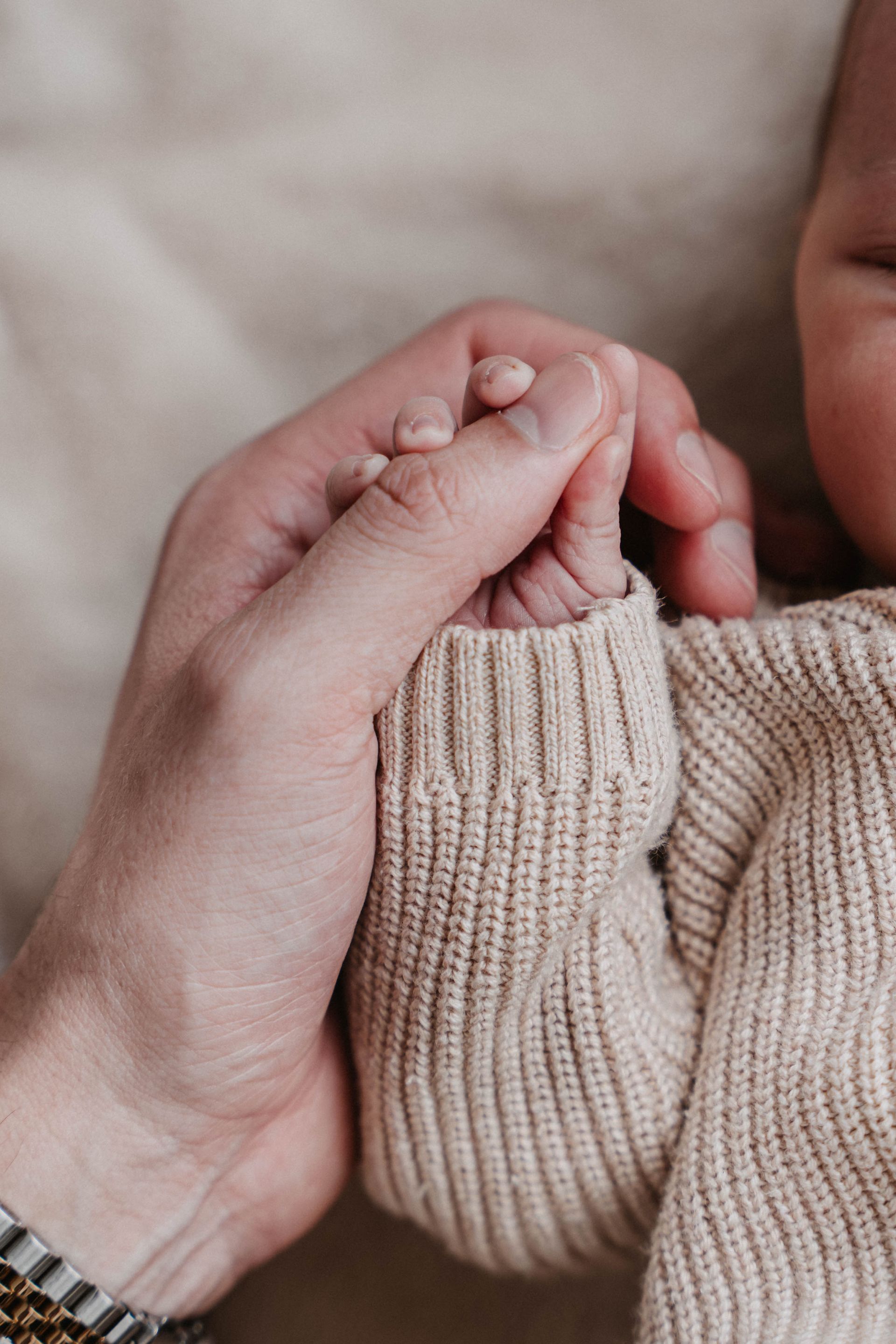 Lifestyle newbornshoot in Zeeland, Zeeuws-Vlaanderen