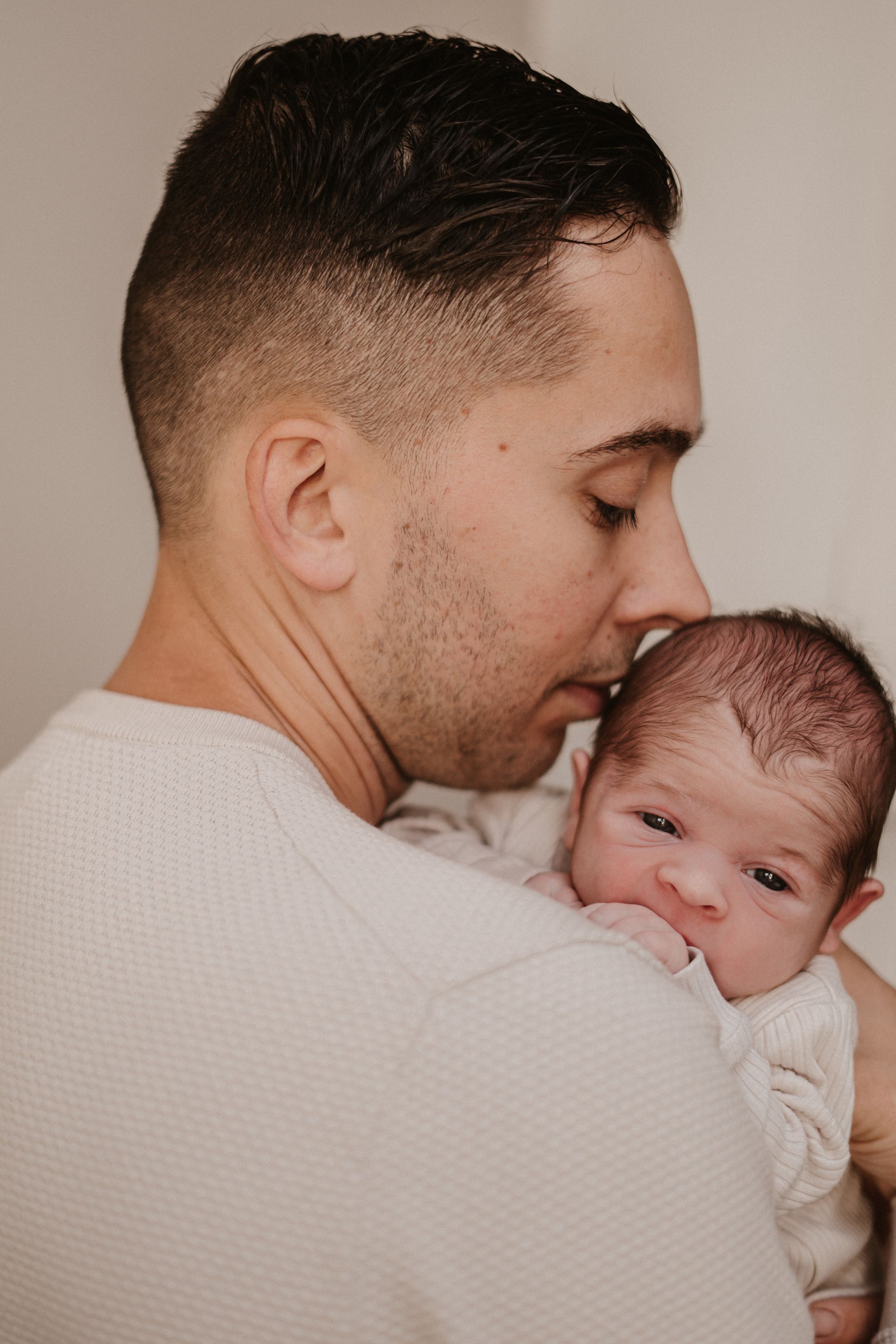 Lifestyle newbornshoot in Zeeland, Zeeuws-Vlaanderen