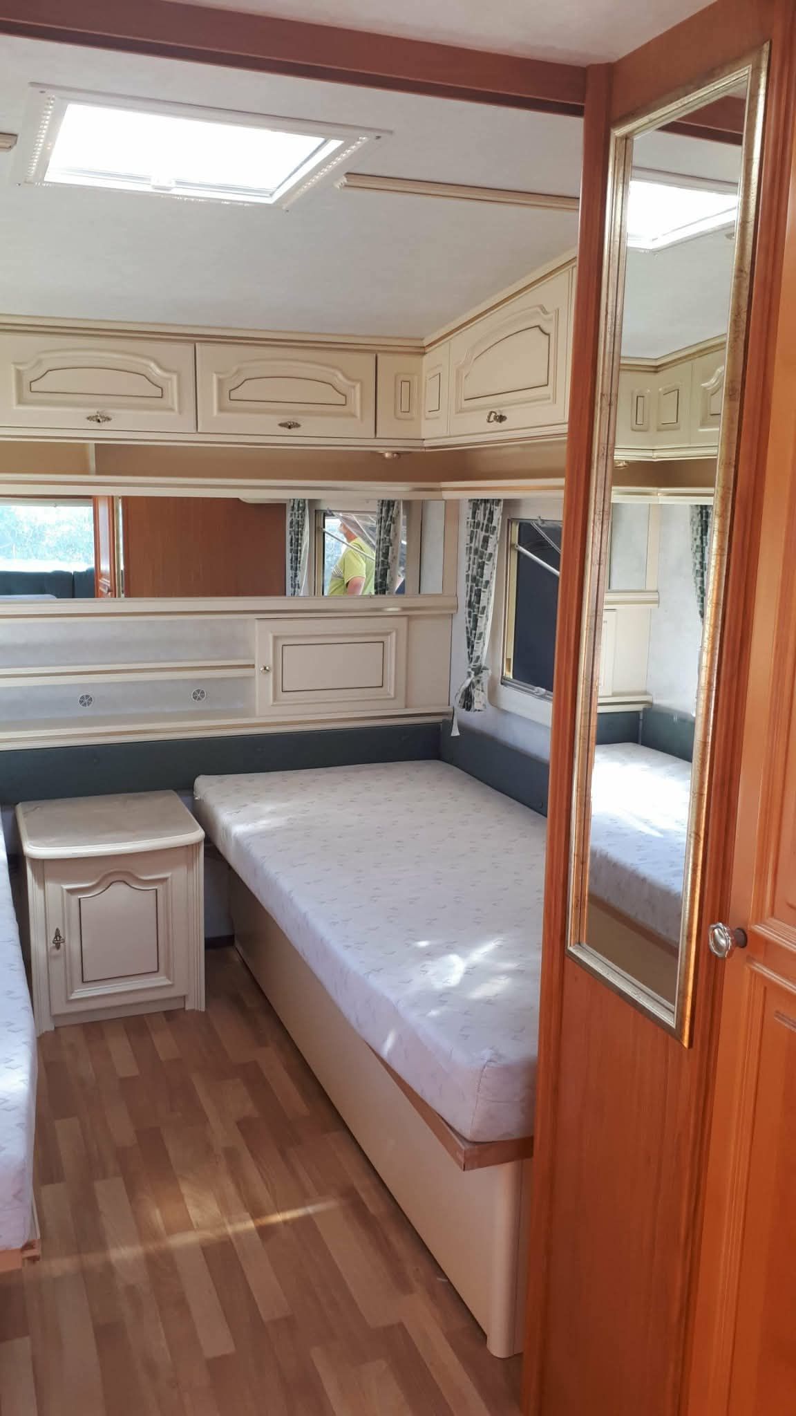 Comfortabele en charmante Tabbert Baronesse-huurcaravan.