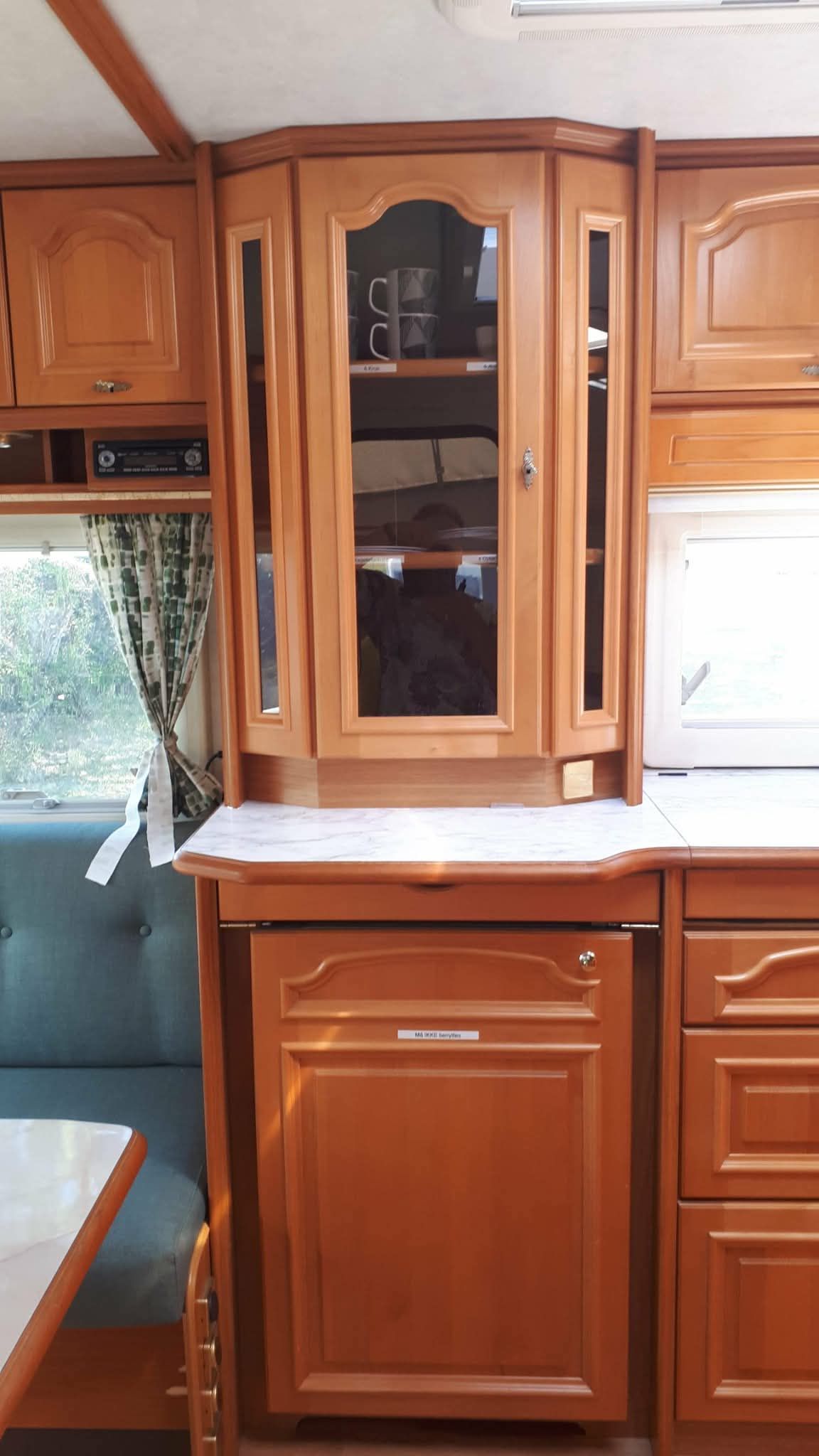 Comfortabele en charmante Tabbert Baronesse-huurcaravan.