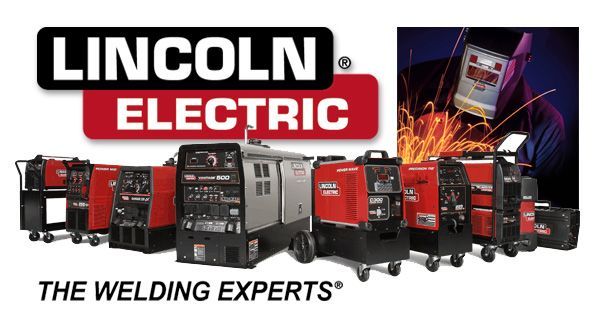 Présentation de matériel de soudage Lincoln Electric. Une personne soude en arrière-plan. « Les experts en soudage ».
