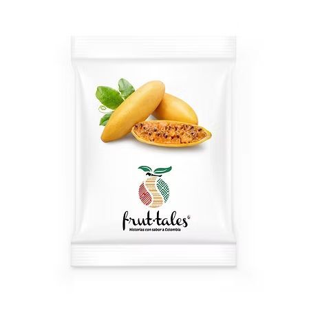 Paquete de snacks Fruit-tales con rodajas de fruta amarilla y hojas verdes en una bolsa blanca.