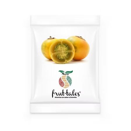 Snack de cítricos Fruit-tales envasado con frutas de color amarillo anaranjado en una bolsa blanca.