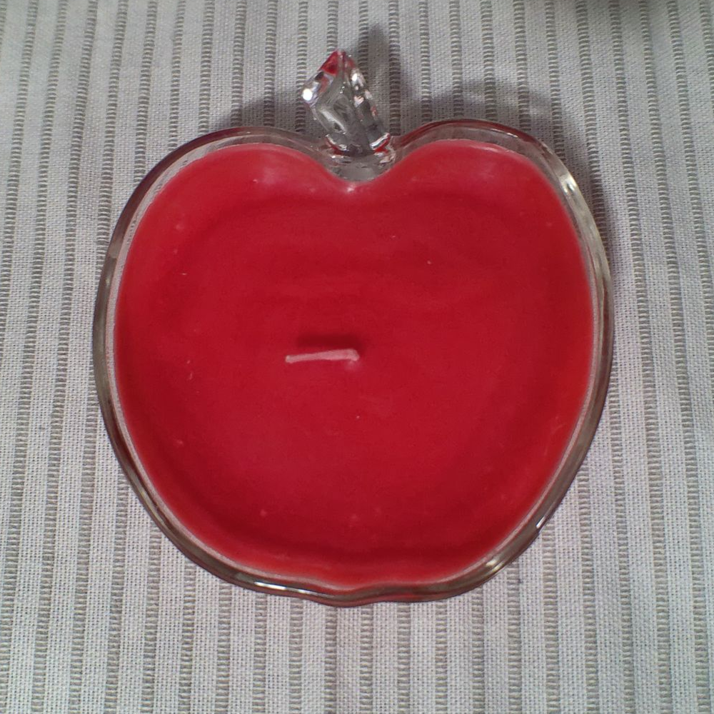 Apple Scented Candle