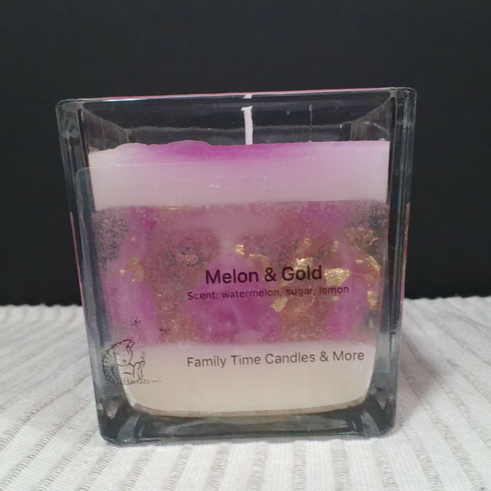 Melon & Gold Scented Candle