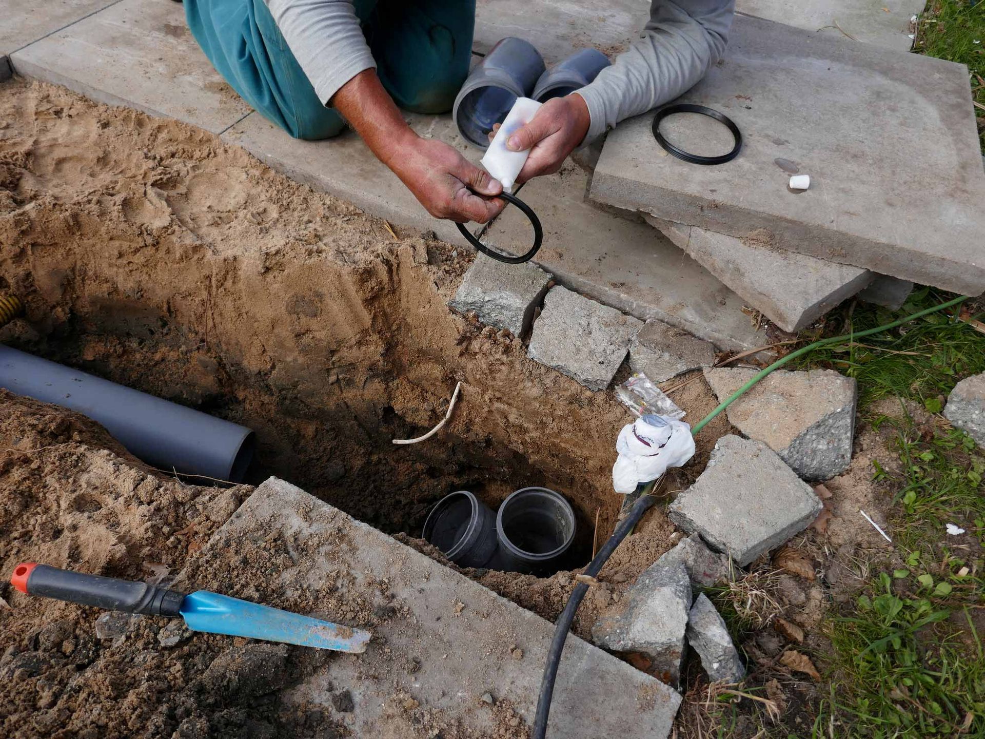 Laying And Installation Of A Sewer Pipe β New Boston, MI β All Drains LLC