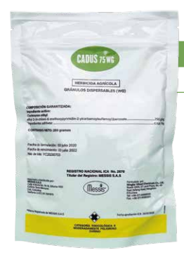 Bolsa blanca de pesticida con la etiqueta “CADUS 75 WG” y la marca en verde y amarillo.