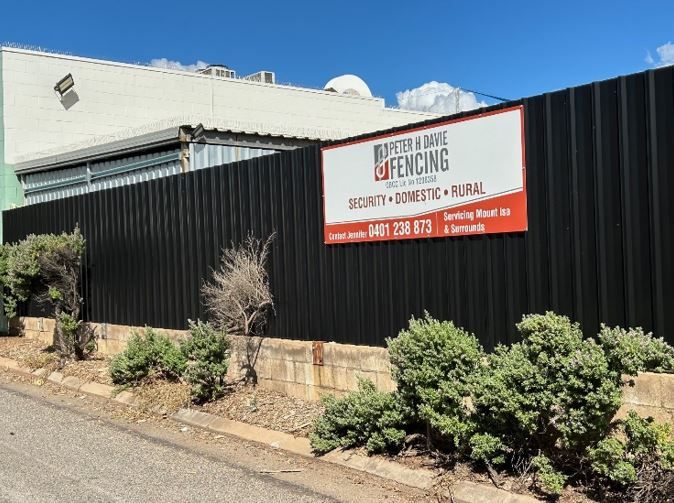 Comprehensive Fencing Services in Mount Isa and Surroundings