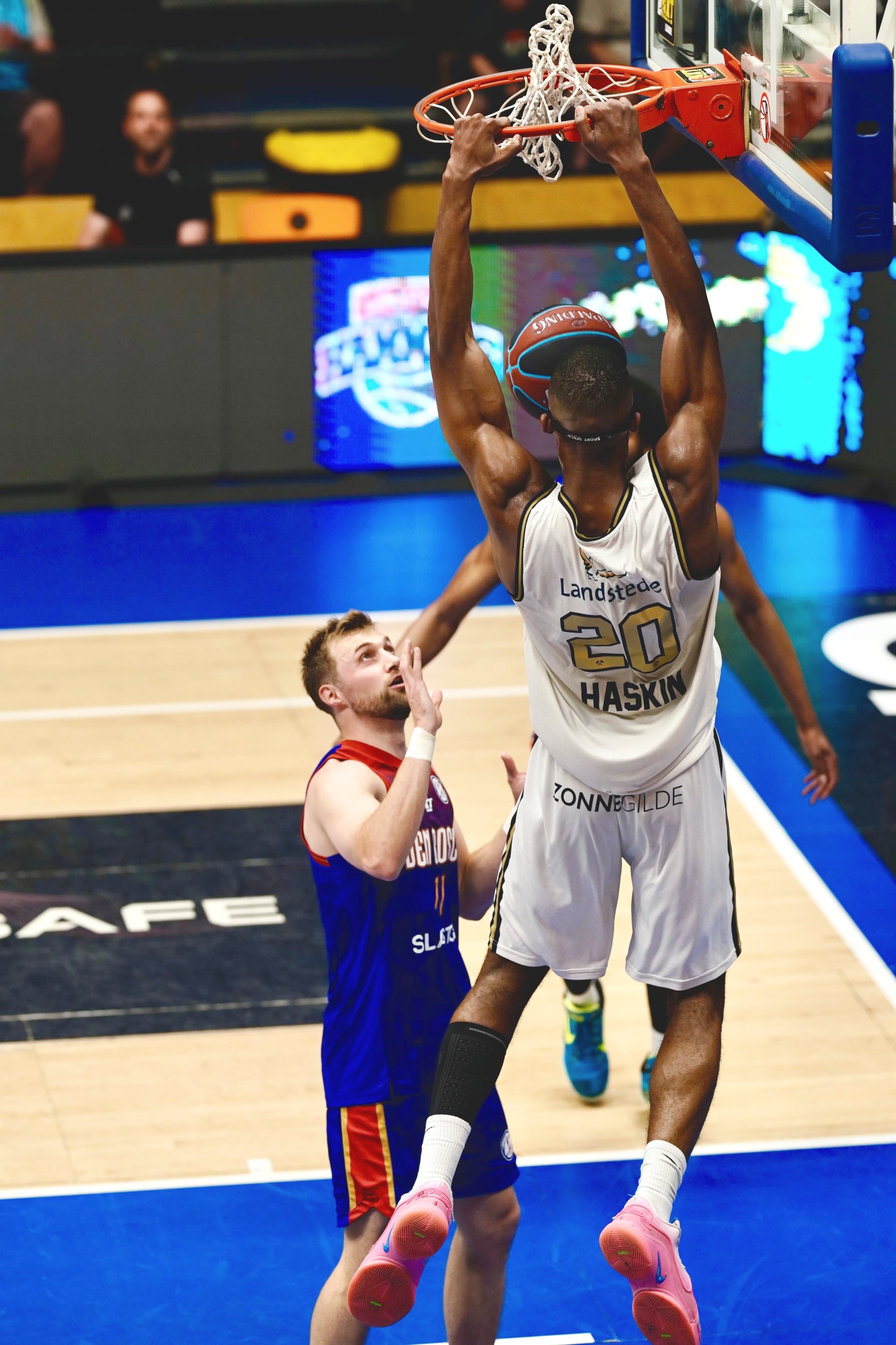 ©2026-Strikwerda Fotografie
Basketbal