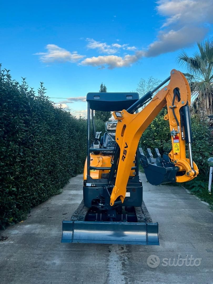 MINIESCAVATORE RSV 18Q