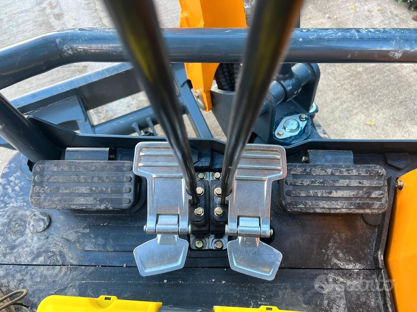 MINIESCAVATORE RSV 18Q