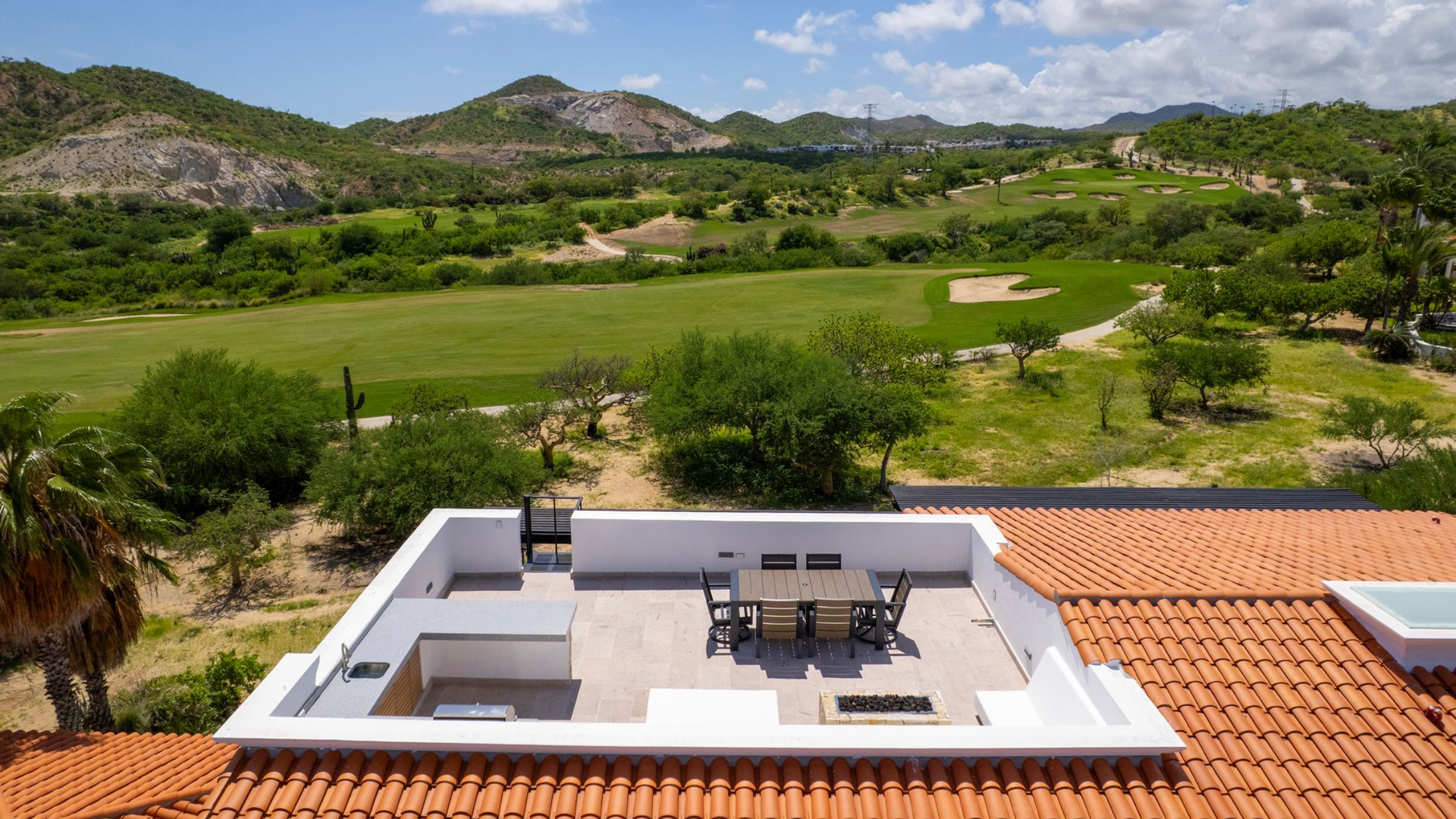 Villas de Oro Penthouse 4