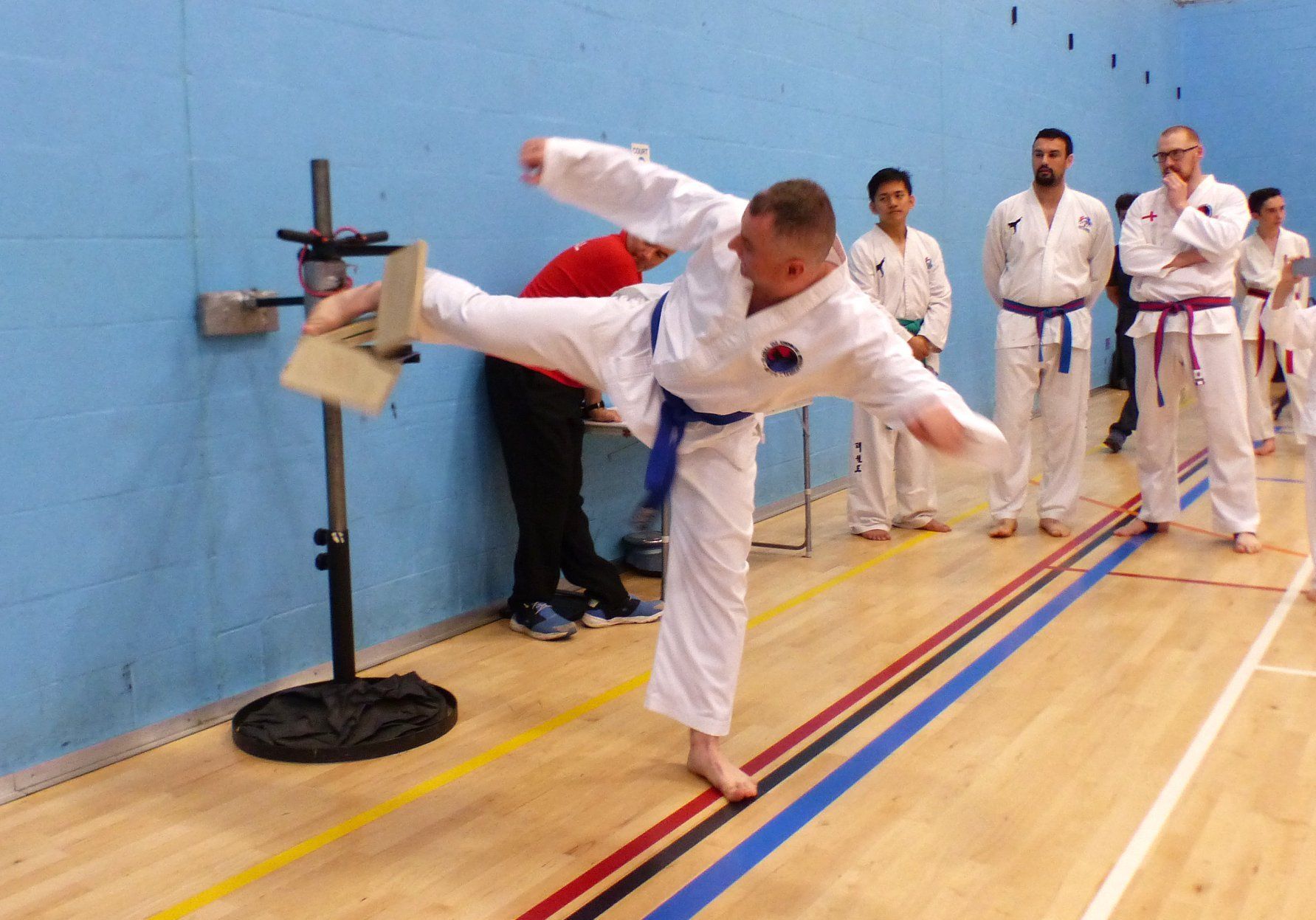 breaking boards with kick