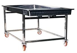 carrello per lo sgrondo delle forme fresche