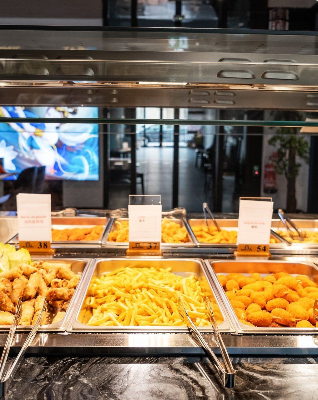 Wok Palais Royal paniertes Essen