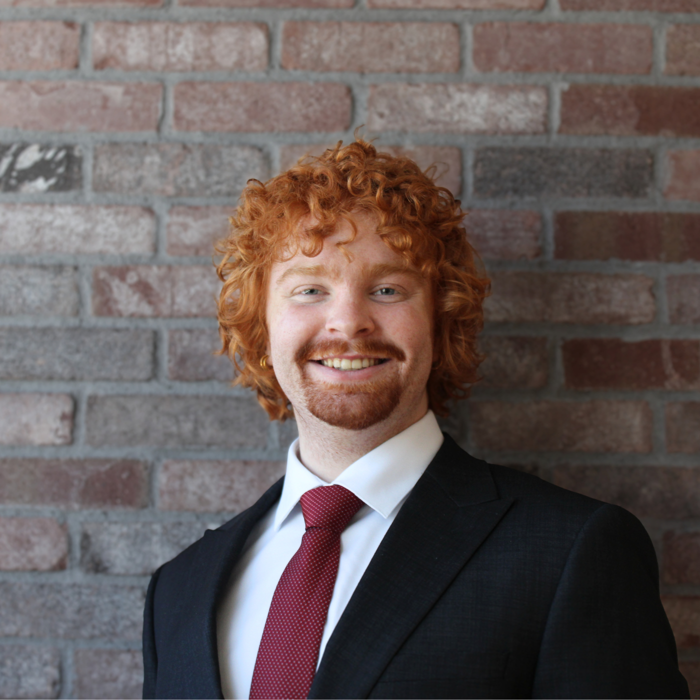 Ethan Hammons headshot