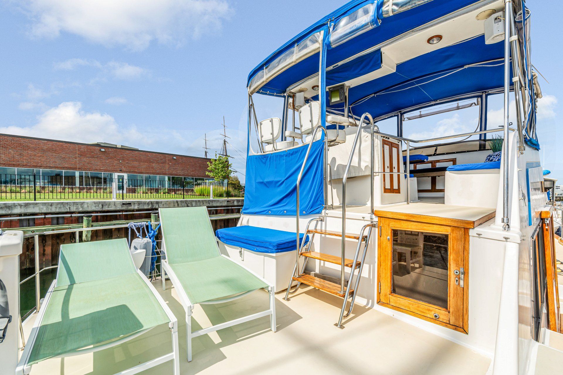Blue Water Aft Deck