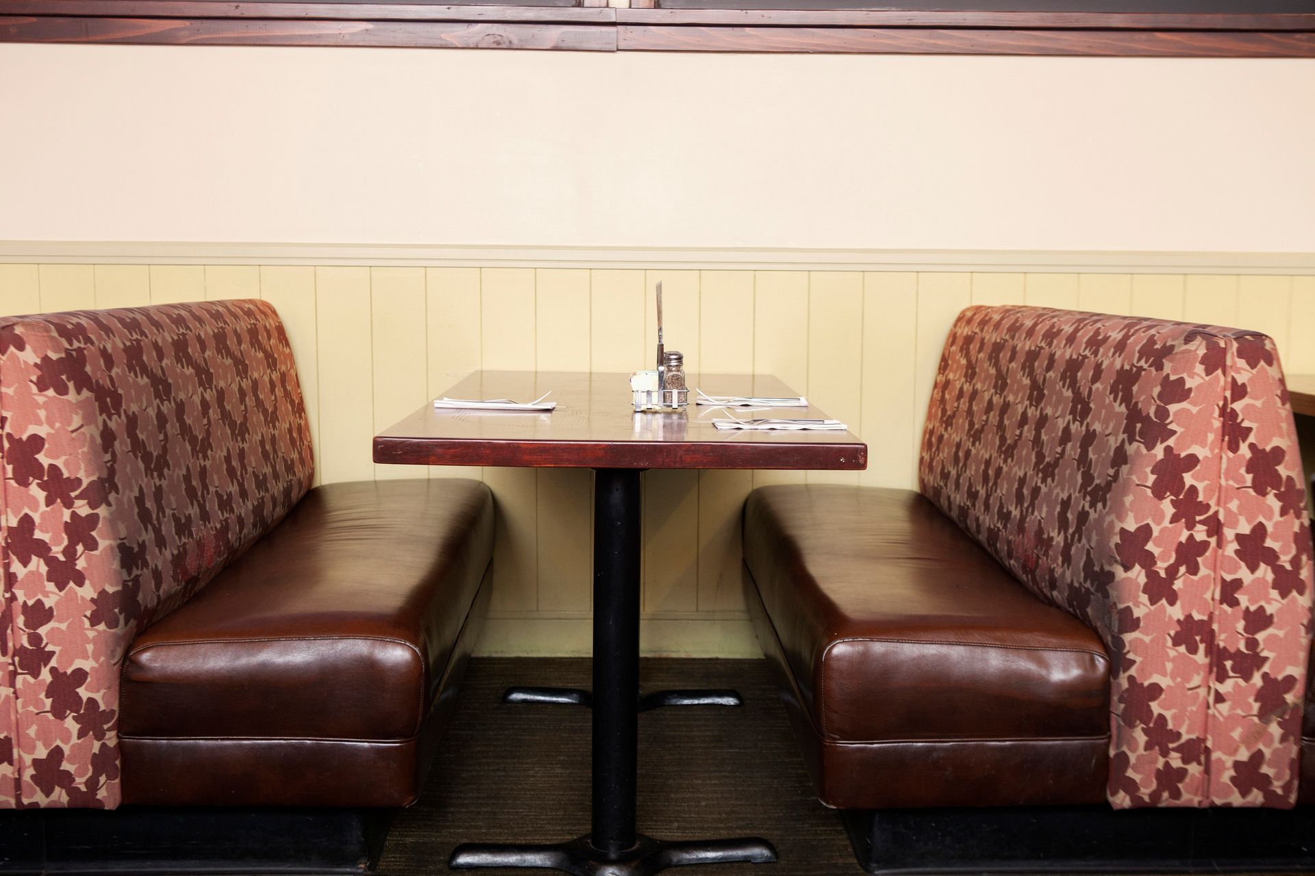Comfortable Seat — Atlanta, GA — GQ's Bar B Que