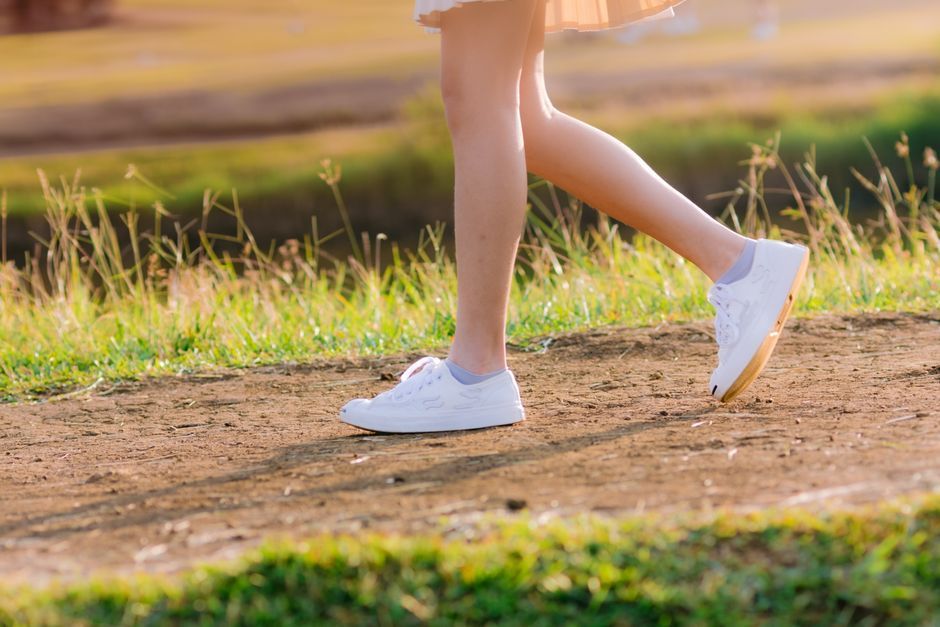 Gentle walking as the first exercise after EVLT varicose vein treatment, LEDAS guidance