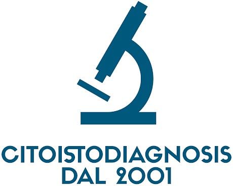 Icona blu del microscopio sopra il testo: