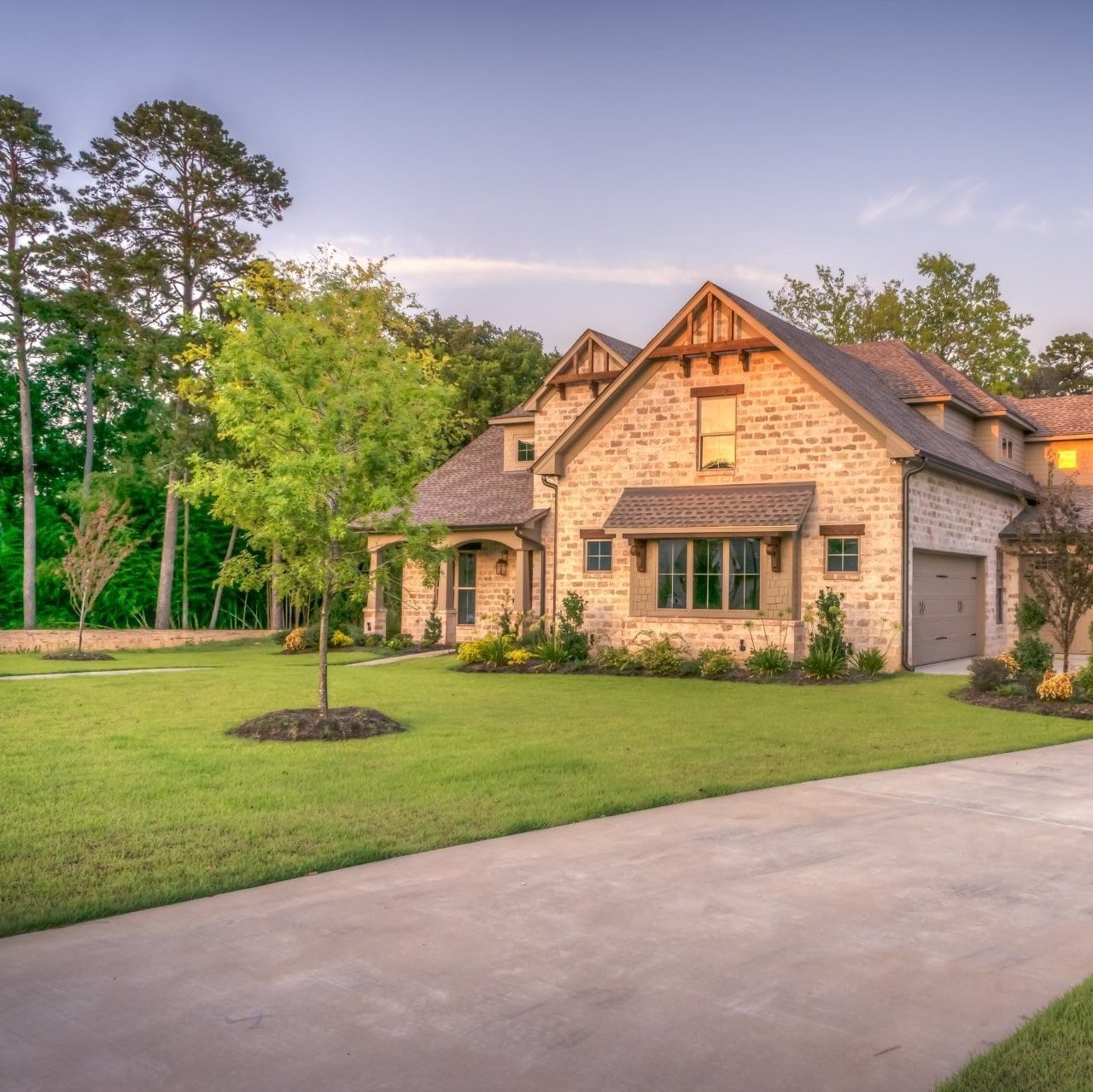 Trimming Services — JR Flores Landscape Services in Highlands, TX Trimming Services — JR Flores Landscape Services in Highlands, TX