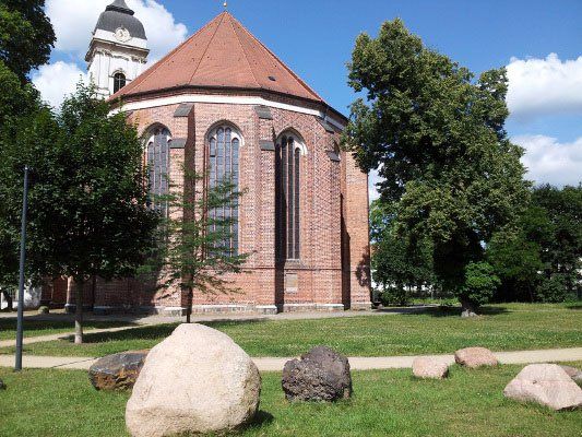 Kirchengebäude als Ort der Trauerfeier – Bestattungen Fürstenwalde