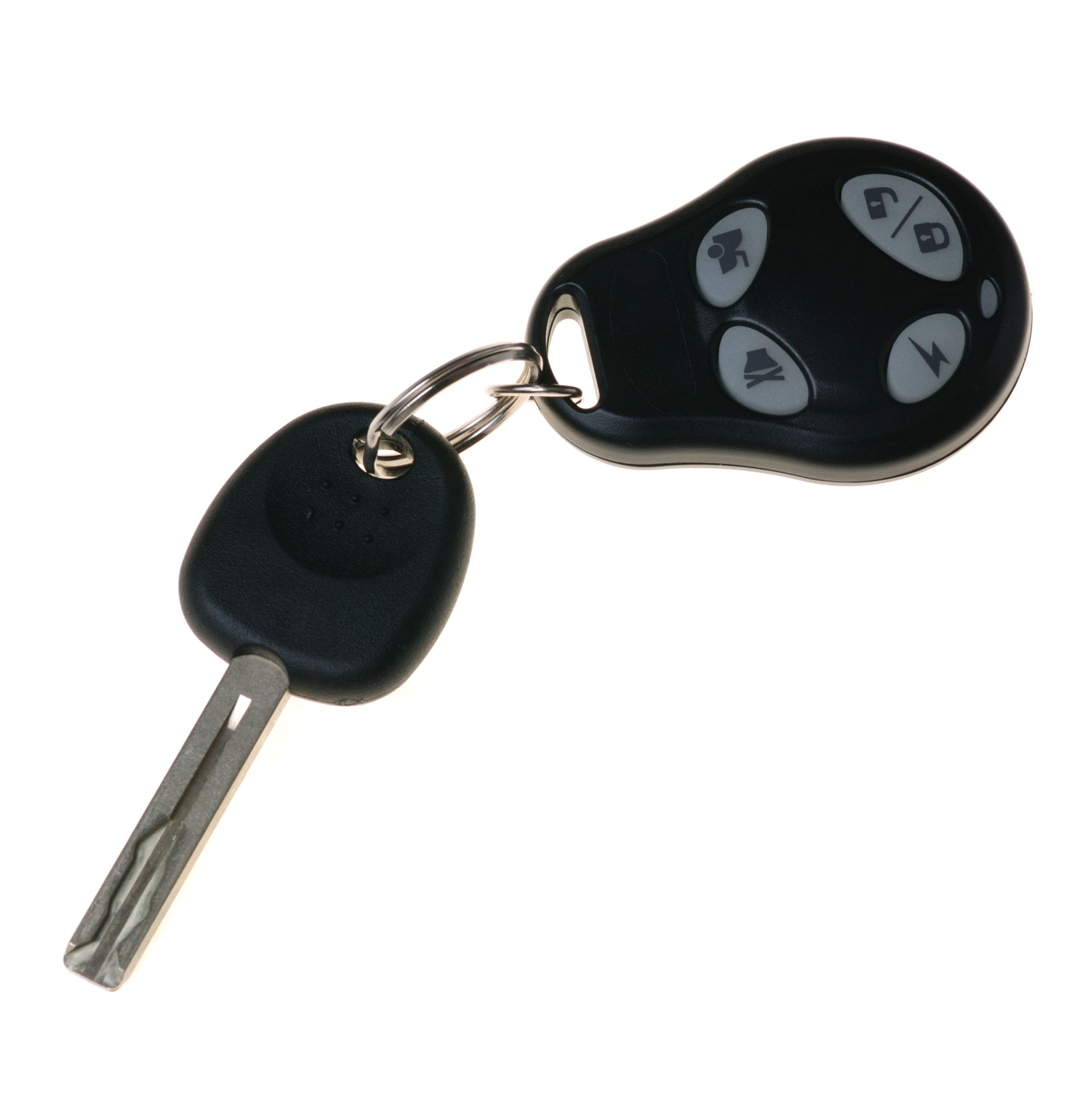 Una llave de coche con un mando a distancia adjunto