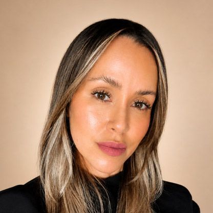 Karla Montoya-Baudett is a highly skilled clinical aesthetics specialist in nyc