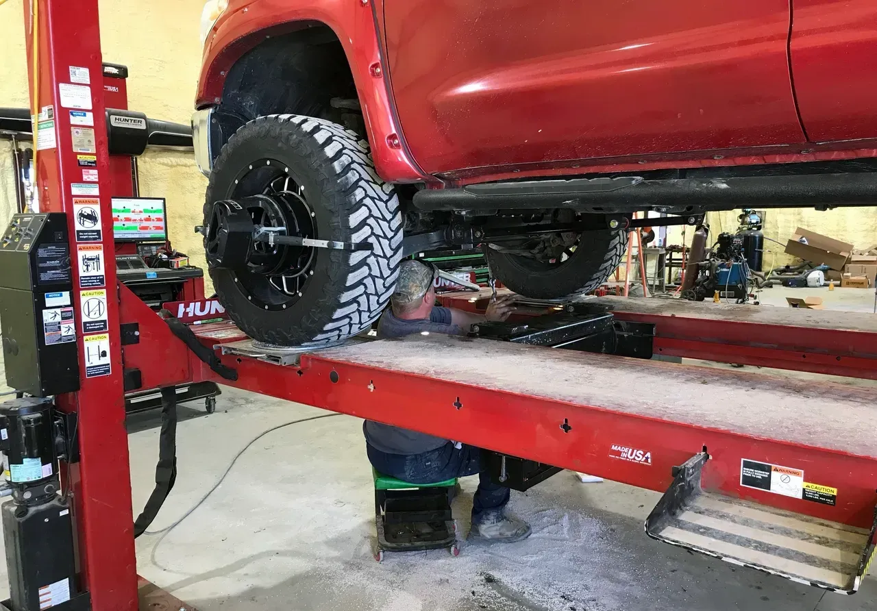 SHOP IMAGE | 65 Motor Shop & Tire