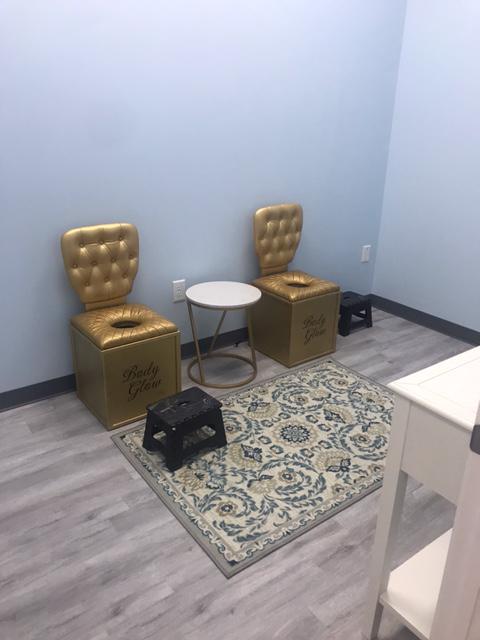 Gold Color Chair — Stockbridge, GA — Body Glow Wax