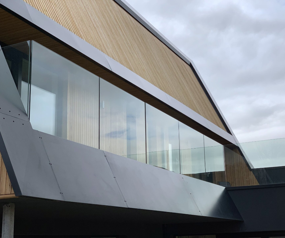 TSS Balustrade Centre