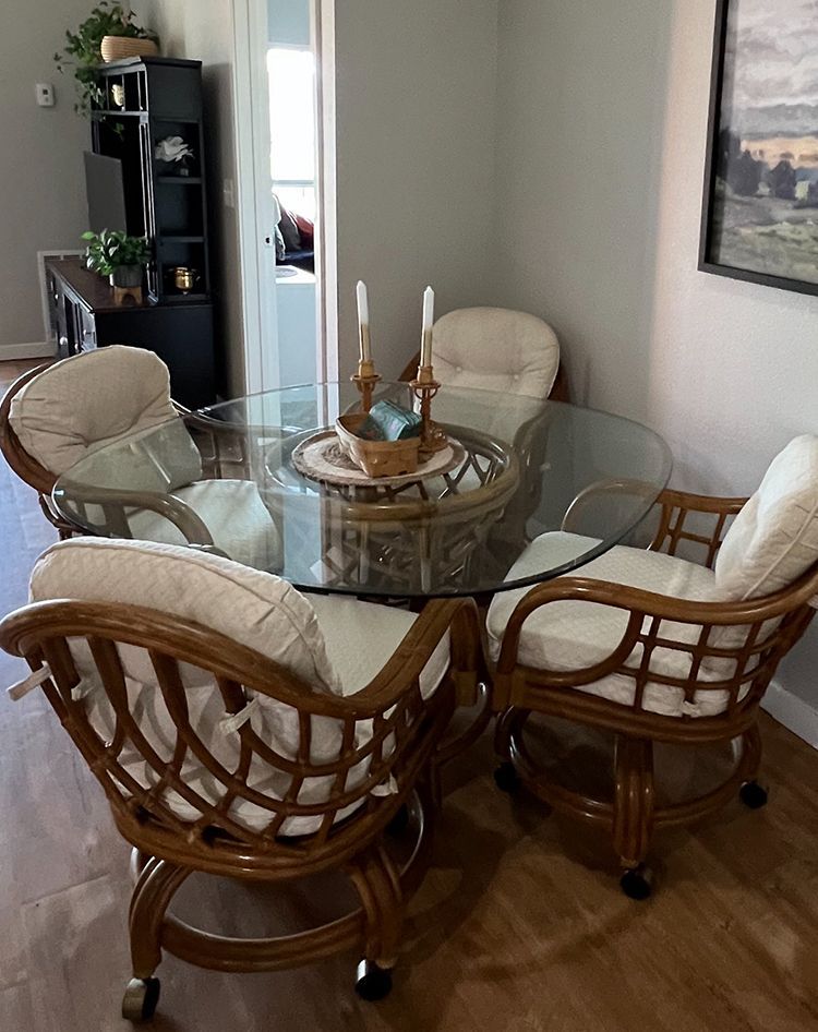 90s dining table and chairs