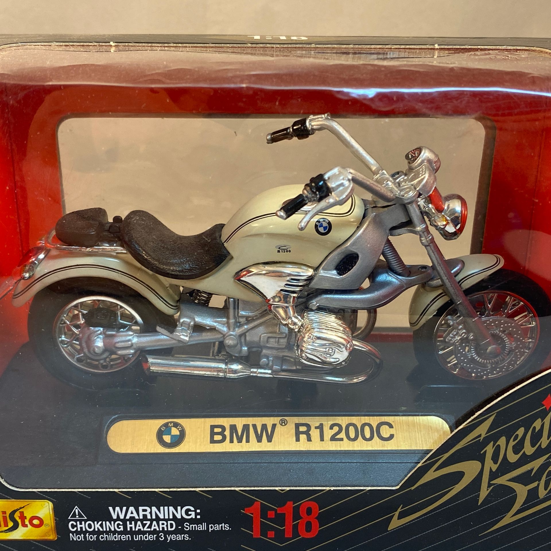 Maisto BMW R1200C - 1:18